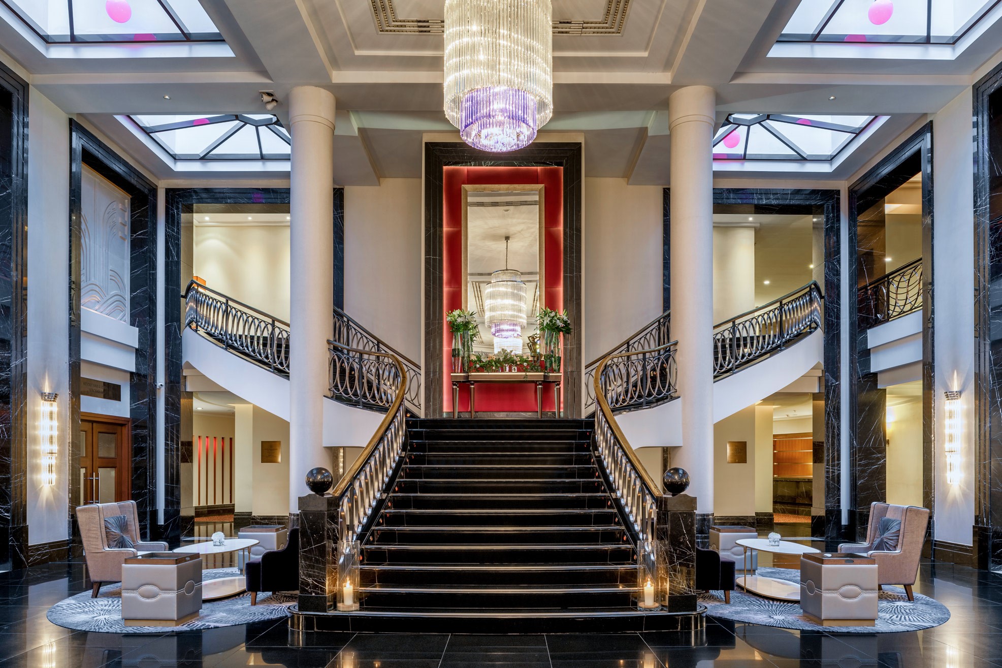 corinthia-st-petersburg-lobby-steps